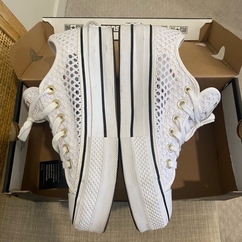 Eyelet/Crochet Platform Converse